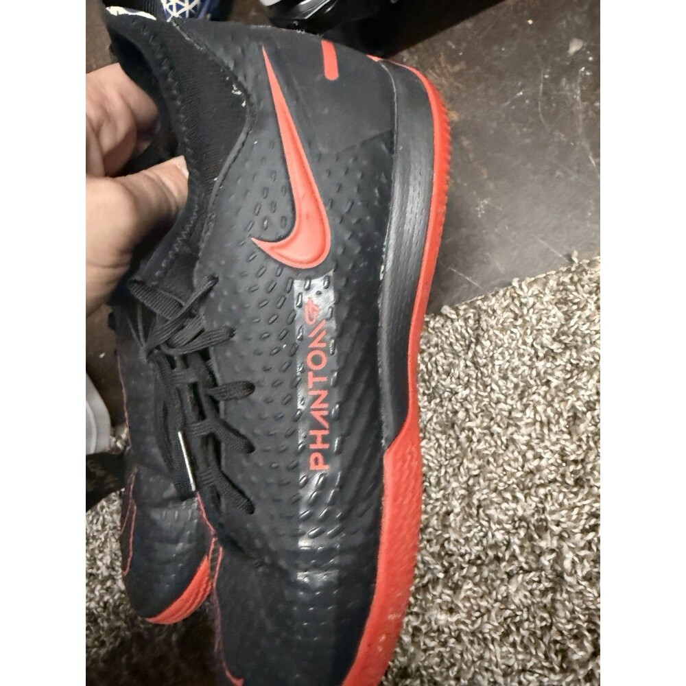 Nike Phantom GT Academy Dynamic Fit IC Soccer Shoes Chili Red Black Boys Size 4